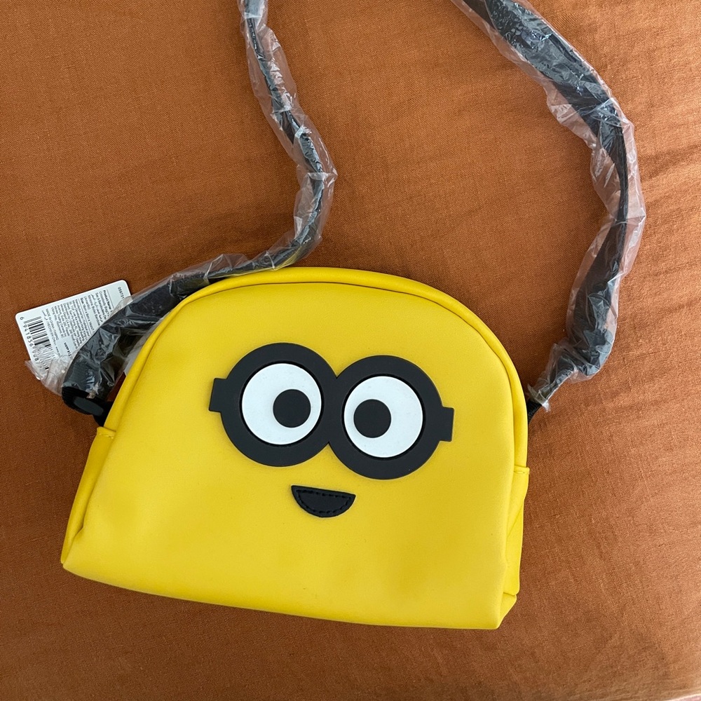 Miniso Japan x Minions Crossbody Bag BN